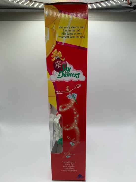 Hollyberry" Holiday Magic Sky Dancers doll from Galoob BNIB 1995 - Picture 4 of 13